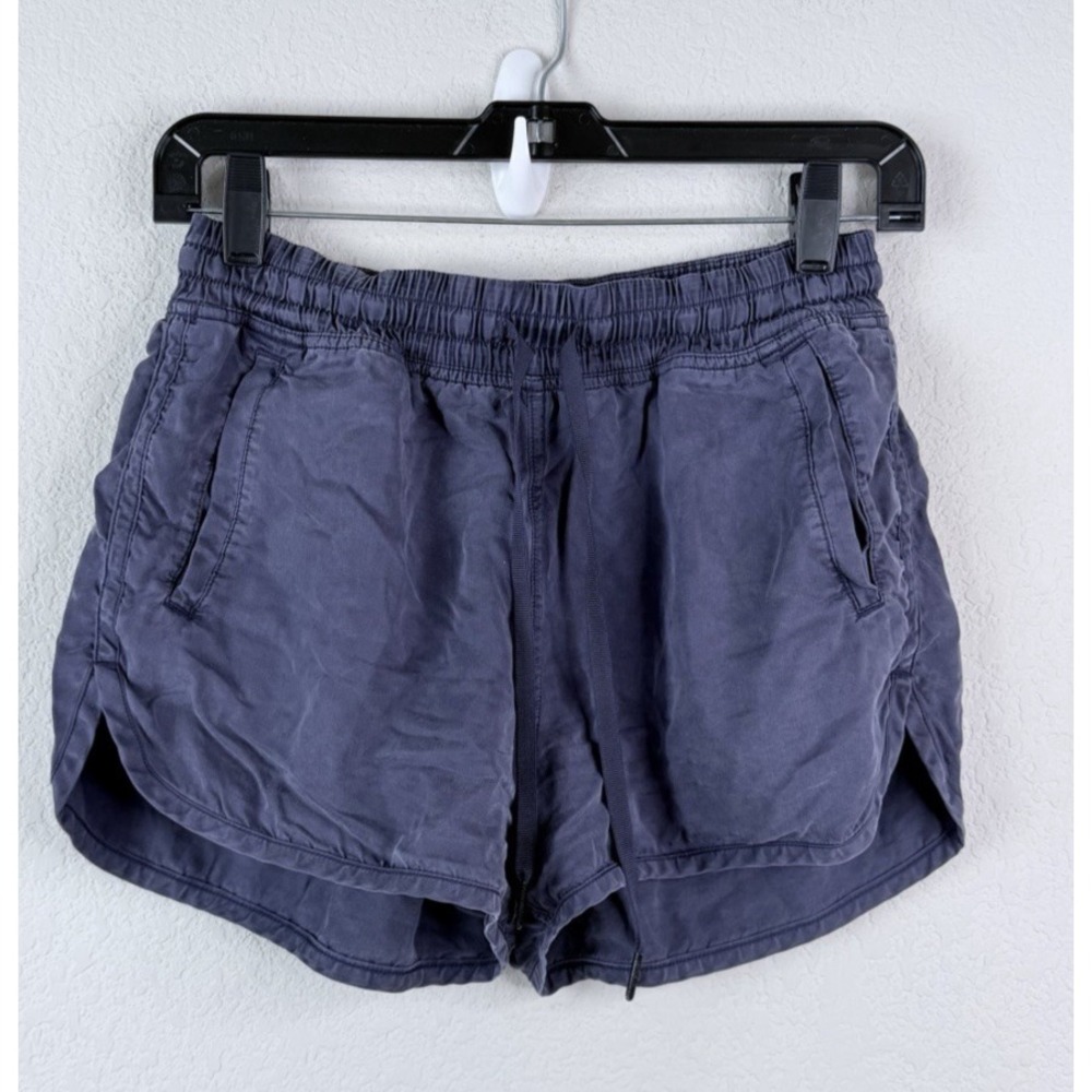 Lululemon Varsity Shorts Sz 6 Purple Tencel Lyocell 2" Inseam Athleisure Lounge
